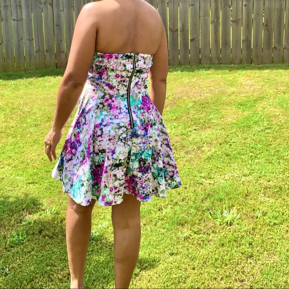 Size 7/medium beautiful pink floral dress - Picture 2 of 7